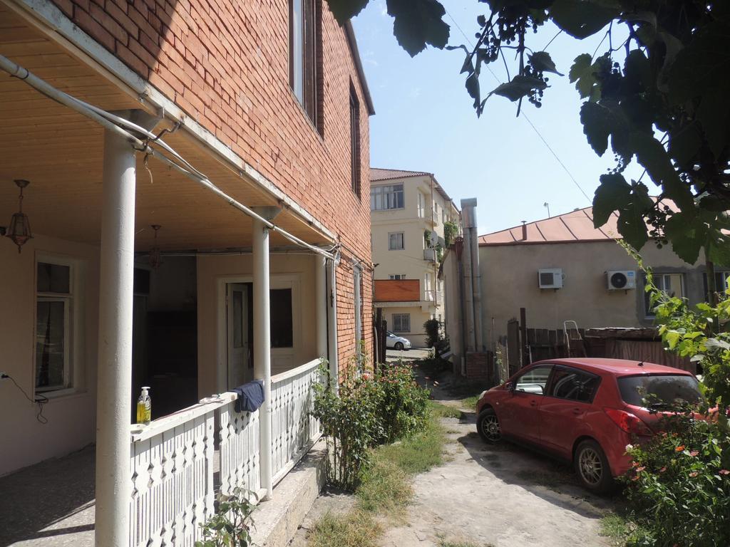 Guest House Chirina Signagi Exterior foto